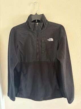 The North Face Black Jacket half-Zip long sleeves  with standing collar NWOT